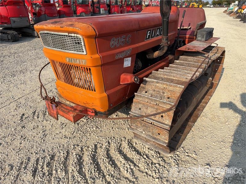 Fiat 605CS Track Tractor Traktorok