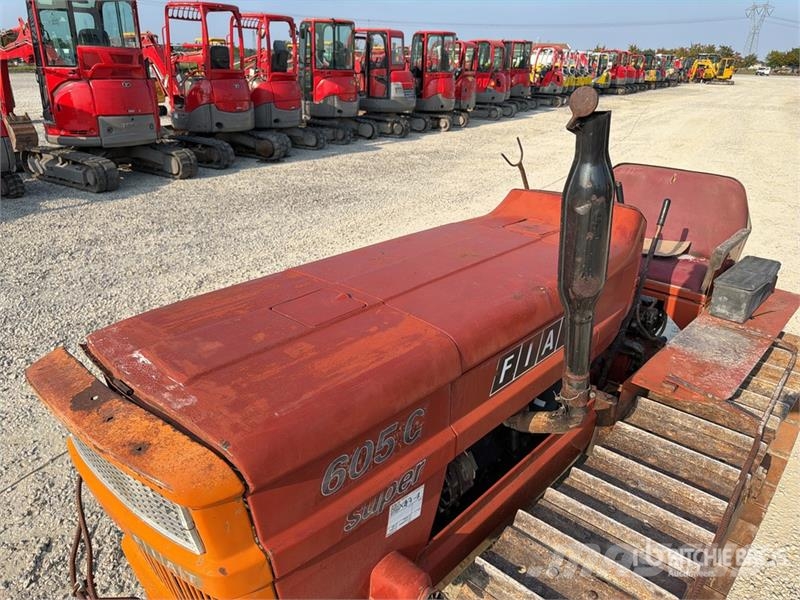 Fiat 605CS Track Tractor Traktorok