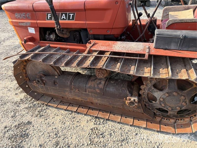 Fiat 605CS Track Tractor Traktorok