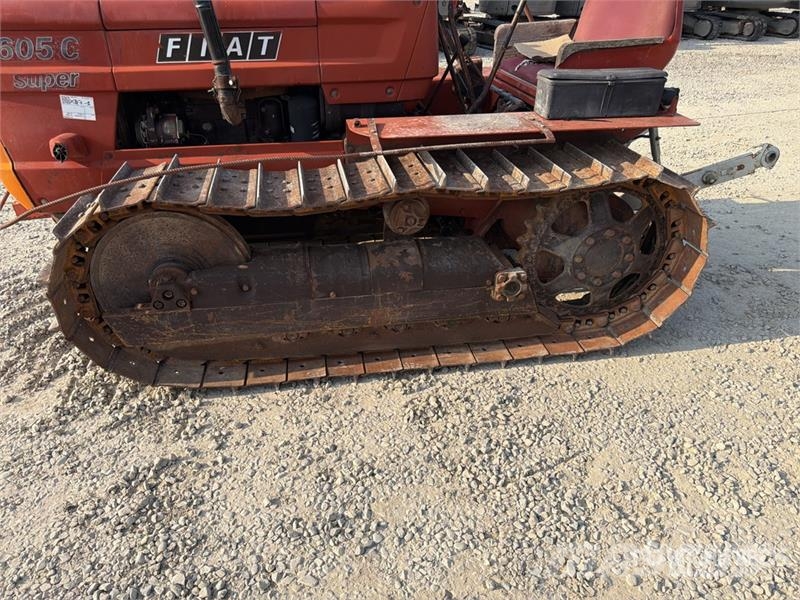 Fiat 605CS Track Tractor Traktorok