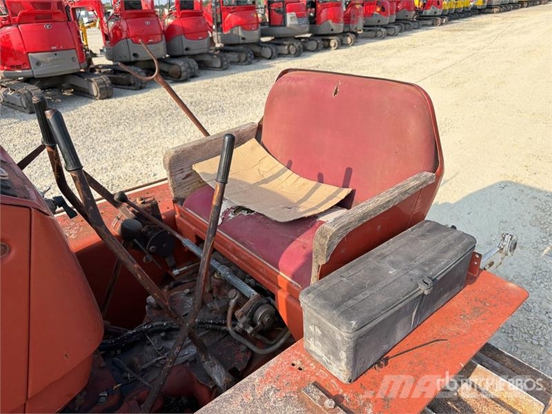 Fiat 605CS Track Tractor Traktorok