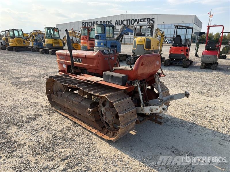 Fiat 605CS Track Tractor Traktorok