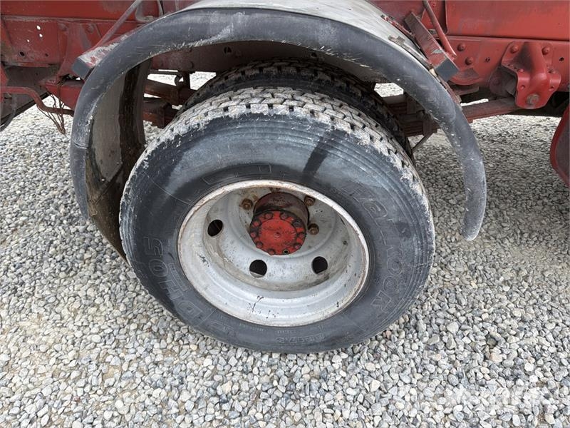 Fiat 65.12 4x2 S/A Dump Truck Camiões basculantes