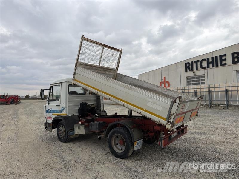 Fiat 65.12 4x2 S/A Dump Truck Camiões basculantes