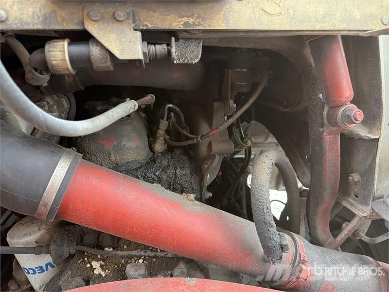 Fiat 65.12 4x2 S/A Dump Truck Camiões basculantes