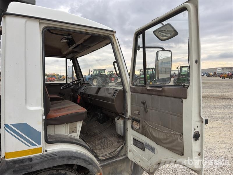 Fiat 65.12 4x2 S/A Dump Truck Camiões basculantes