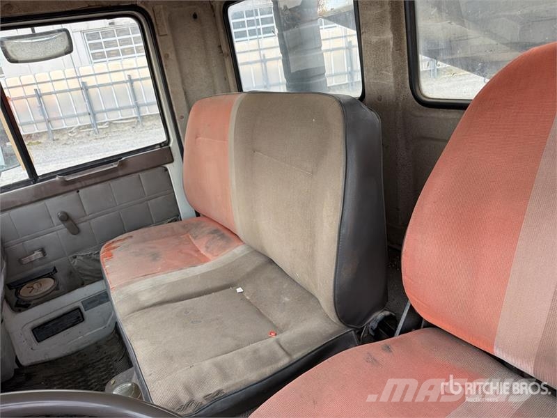 Fiat 65.12 4x2 S/A Dump Truck Camiões basculantes