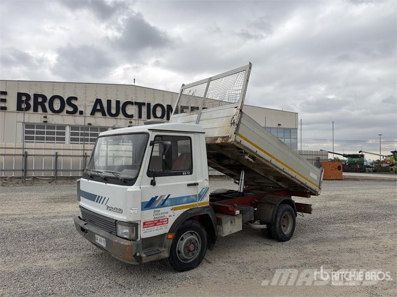Fiat 65.12 4x2 S/A Dump Truck Camiões basculantes
