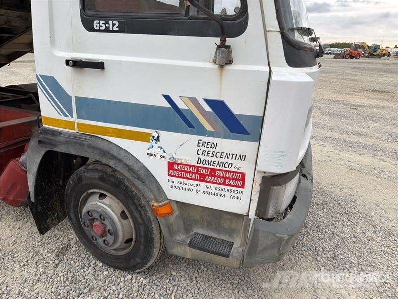 Fiat 65.12 4x2 S/A Dump Truck Camiões basculantes