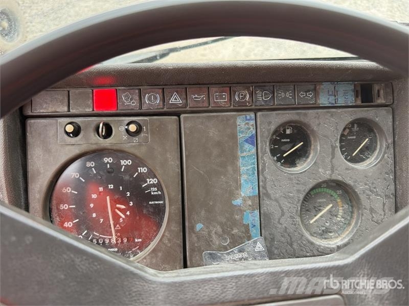 Fiat 65.12 4x2 S/A Dump Truck Camiões basculantes