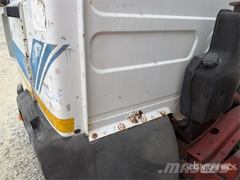 Fiat 65.12 4x2 S/A Dump Truck Camiões basculantes