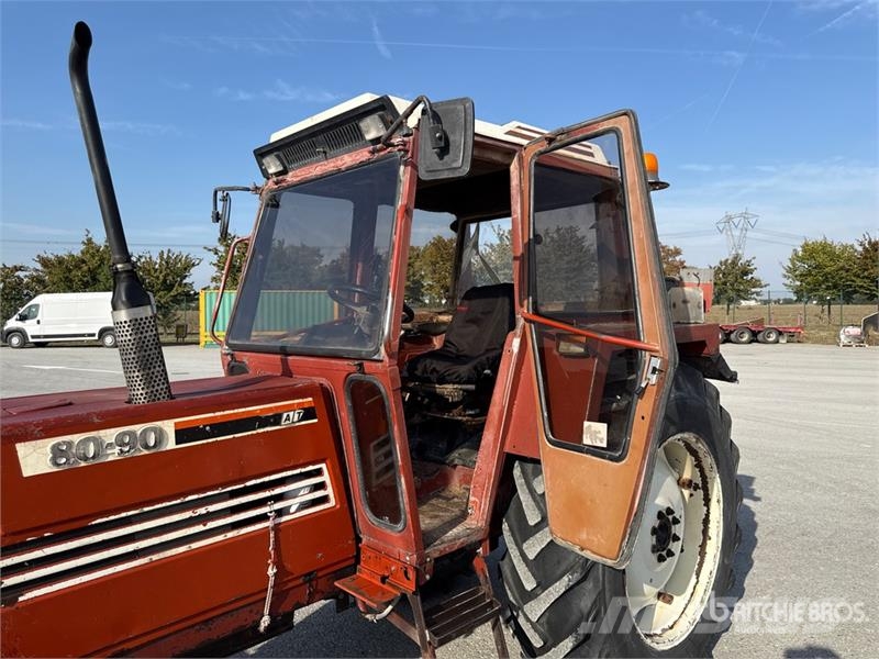 Fiat 80-90 2WD Tractor Trattori
