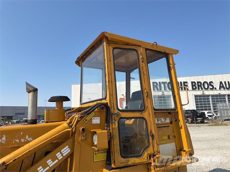 Fiat-Allis FL7 Crawler Loader Верижен товарач