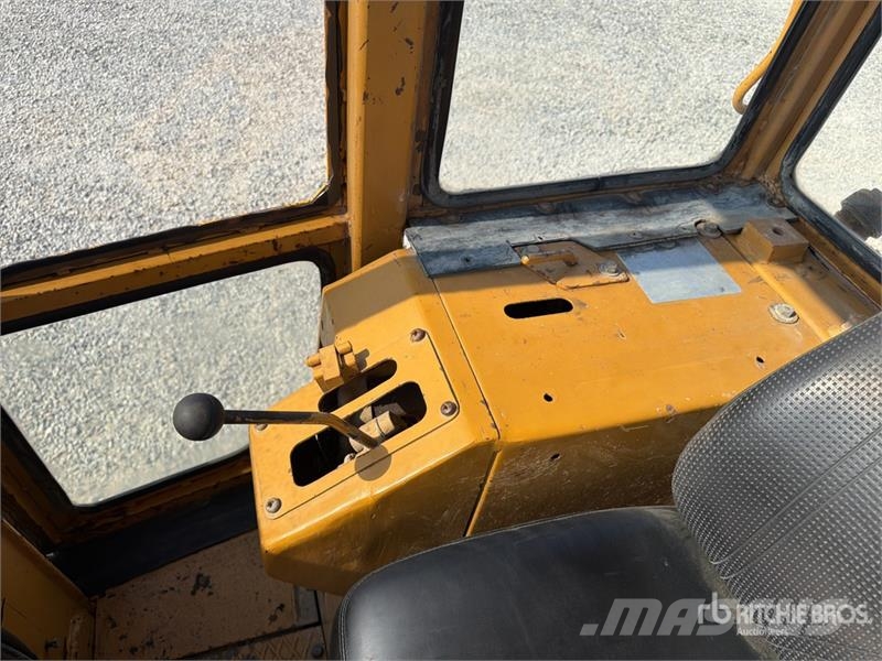 Fiat-Allis FL7 Crawler Loader Верижен товарач