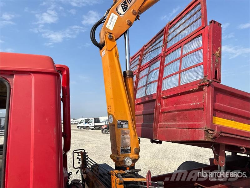 Fiat Amco Veba V3300/1DS 2800 kg on Fiat 79-13 4x2 Dum Φορτηγά με Γερανό