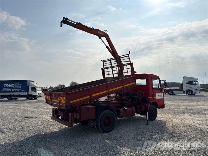 Fiat Amco Veba V3300/1DS 2800 kg on Fiat 79-13 4x2 Dum Φορτηγά με Γερανό
