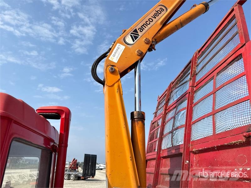 Fiat Amco Veba V3300/1DS 2800 kg on Fiat 79-13 4x2 Dum Φορτηγά με Γερανό