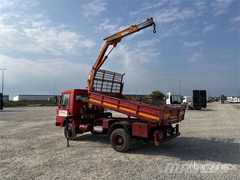 Fiat Amco Veba V3300/1DS 2800 kg on Fiat 79-13 4x2 Dum Φορτηγά με Γερανό