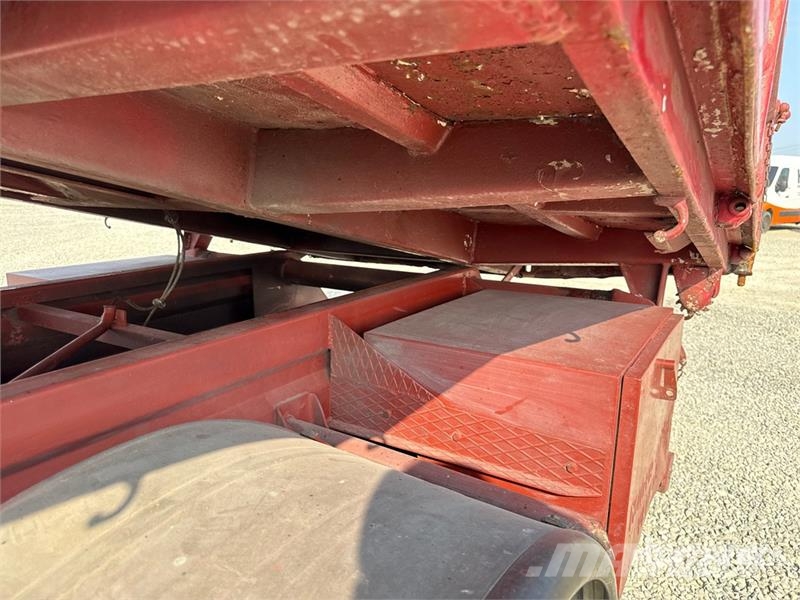 Fiat Amco Veba V3300/1DS 2800 kg on Fiat 79-13 4x2 Dum Φορτηγά με Γερανό