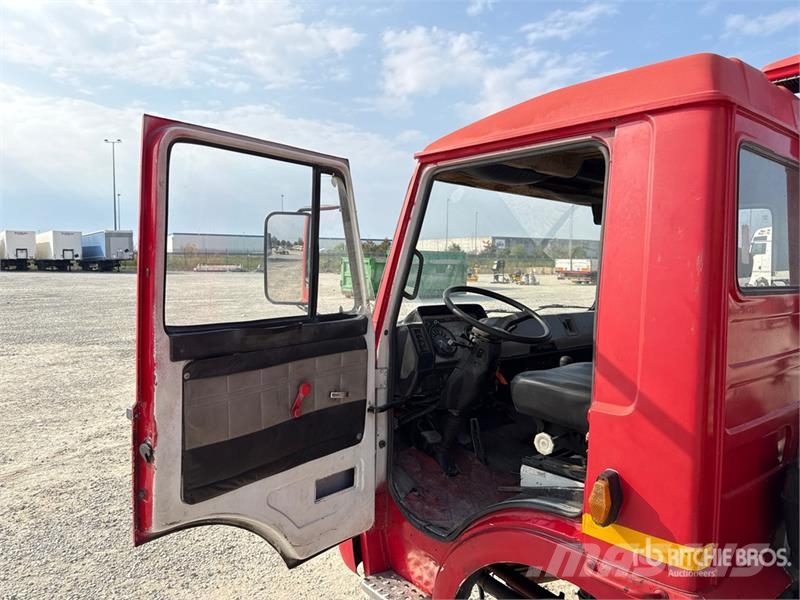 Fiat Amco Veba V3300/1DS 2800 kg on Fiat 79-13 4x2 Dum Φορτηγά με Γερανό