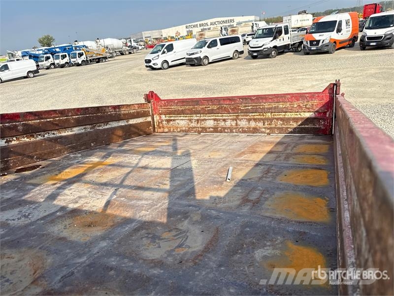 Fiat Amco Veba V3300/1DS 2800 kg on Fiat 79-13 4x2 Dum Φορτηγά με Γερανό