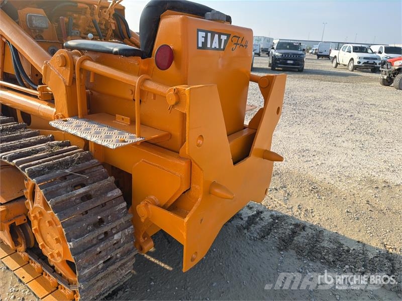 Fiat Crawler Loader 궤도식 로우더
