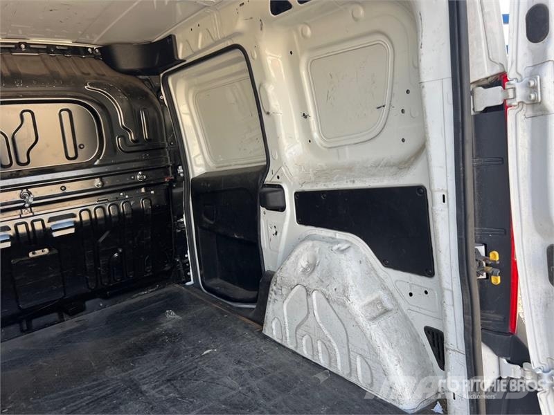 Fiat Doblo Cargo Van Ванове за доставки