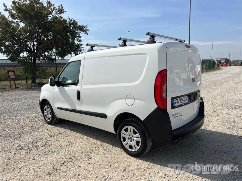 Fiat Doblo Cargo Van Panel vans
