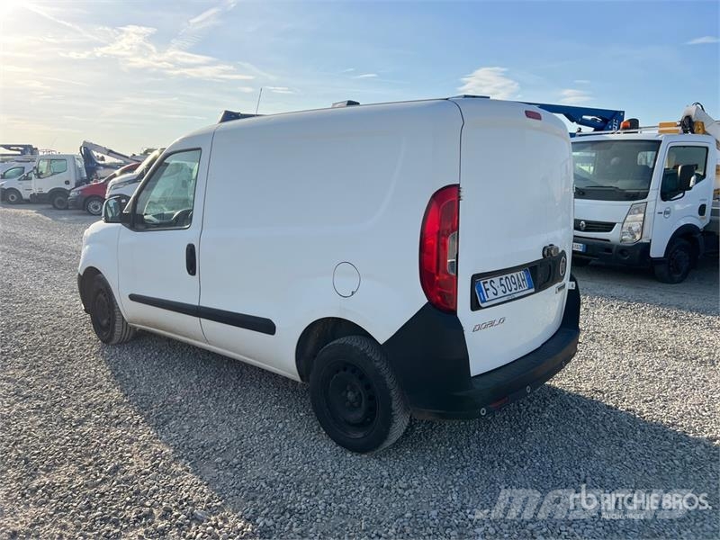 Fiat Doblo Cargo Van Ванове за доставки