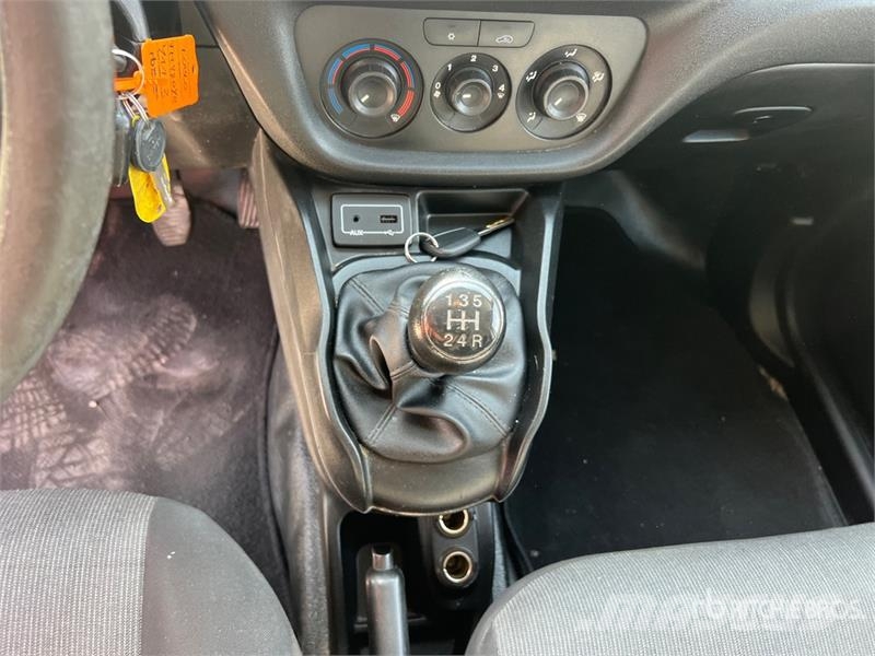 Fiat Doblo Cargo Van Panel vans