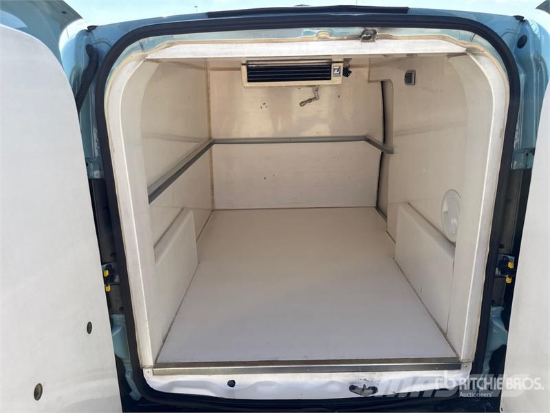 Fiat Doblo Refrigerated Truck Kylmä-/Lämpökori kuorma-autot