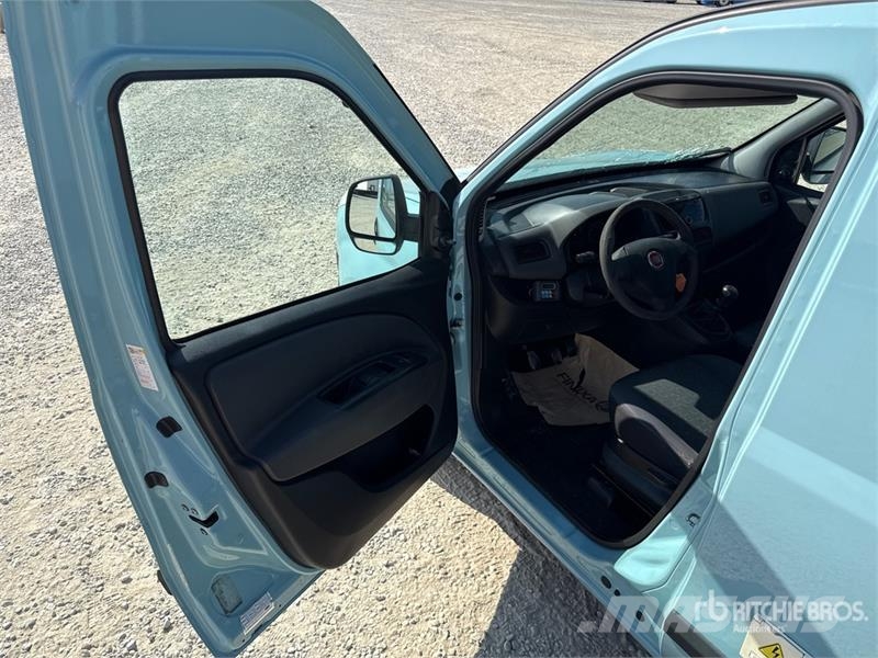 Fiat Doblo Refrigerated Truck Kylmä-/Lämpökori kuorma-autot