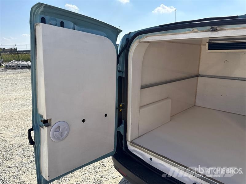 Fiat Doblo Refrigerated Truck Kylmä-/Lämpökori kuorma-autot