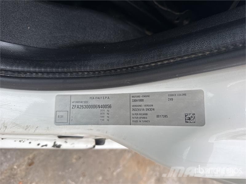 Fiat Doblo Vehicule Utilitaire Cargo Van Panel vans