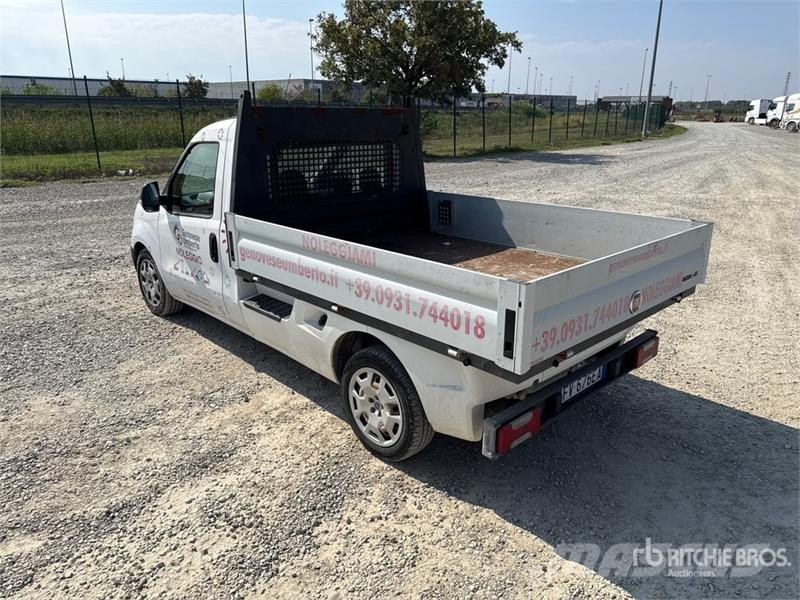 Fiat Doblo Work Up Flatbed Truck Flatbed kamyonlar