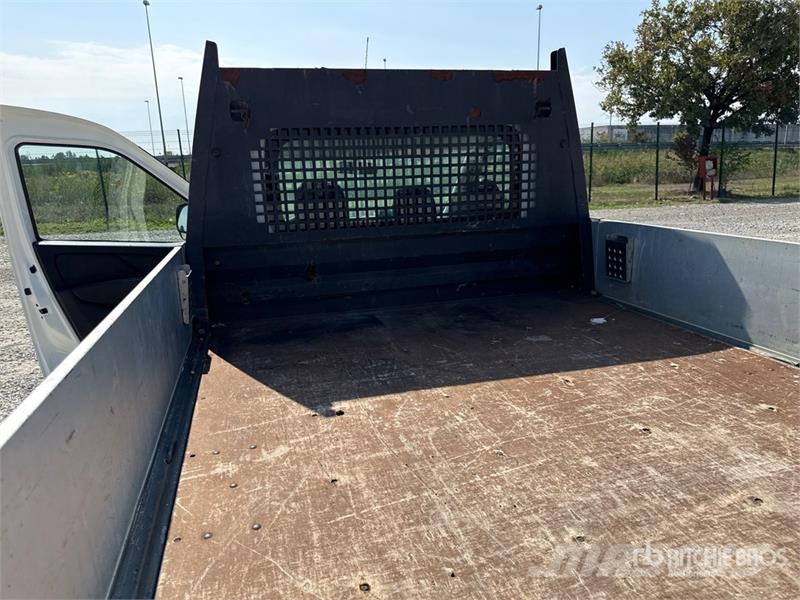 Fiat Doblo Work Up Flatbed Truck Flatbed kamyonlar
