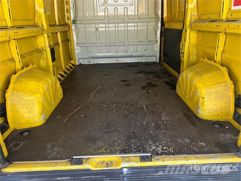 Fiat Ducato 130 Mjt Cargo Van Κλούβες με συρόμενες πόρτες