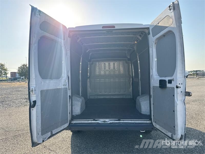 Fiat Ducato 130 Multijet Cargo Van Gesloten bedrijfswagens