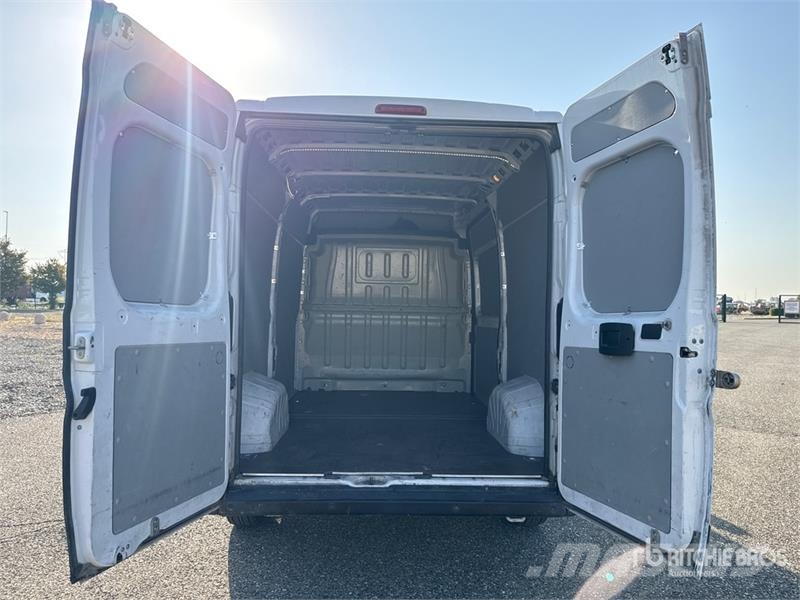Fiat Ducato 130 Multijet Cargo Van Gesloten bedrijfswagens