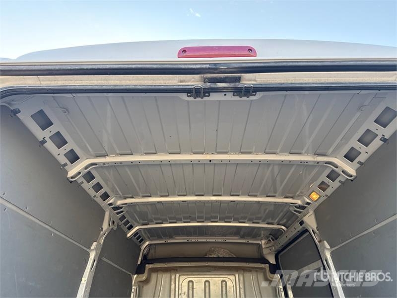Fiat Ducato 130 Multijet Cargo Van Gesloten bedrijfswagens