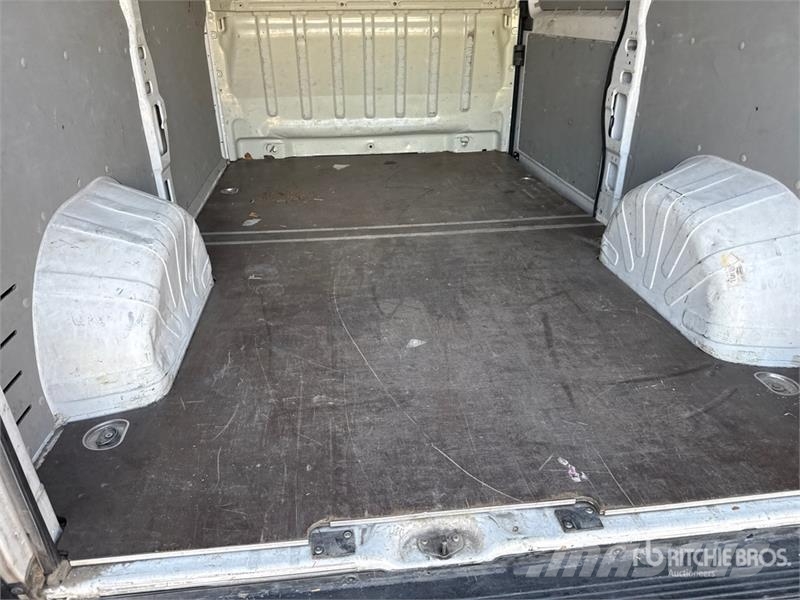 Fiat Ducato 130 Multijet Cargo Van Gesloten bedrijfswagens