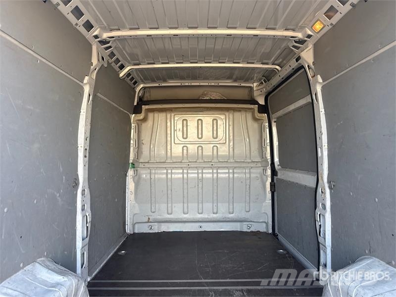 Fiat Ducato 130 Multijet Cargo Van Gesloten bedrijfswagens