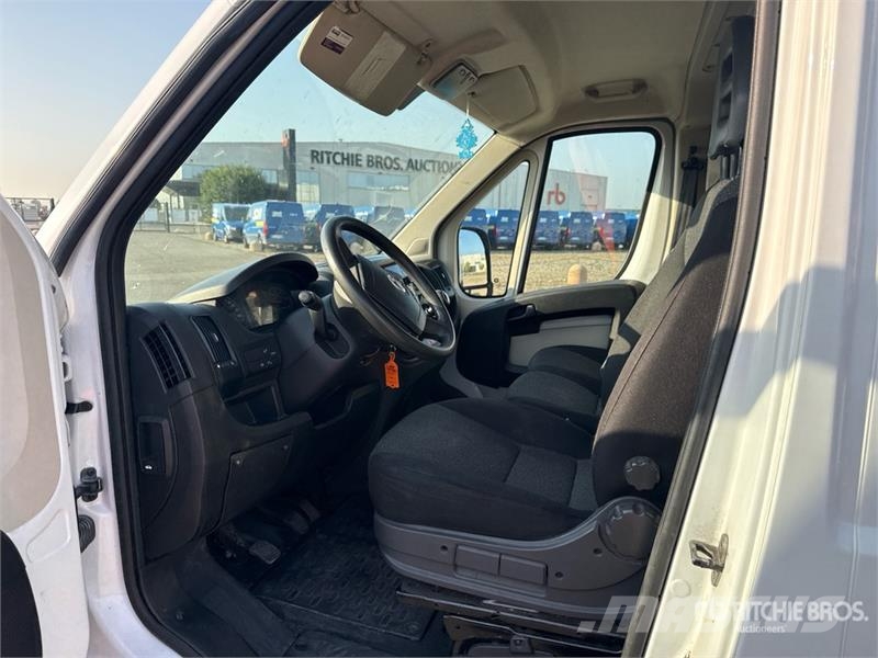 Fiat Ducato 130 Multijet Cargo Van Gesloten bedrijfswagens