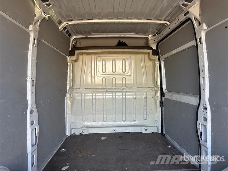 Fiat Ducato 130 Multijet Cargo Van Gesloten bedrijfswagens