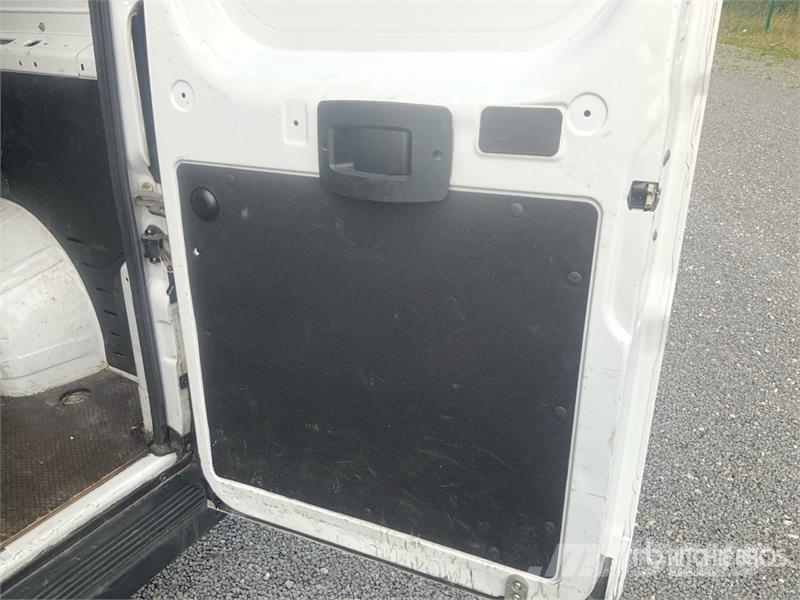 Fiat Ducato 2.2 Mjet 103 KW KA L2H2 Cargo Van (Inoperab Gesloten bedrijfswagens