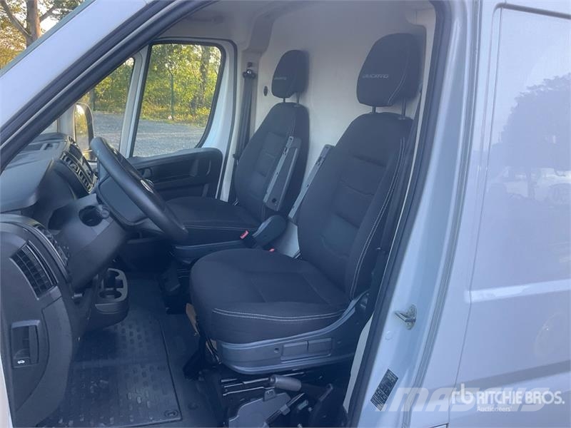 Fiat Ducato 2.2 Mjet 103 KW KA L2H2 Cargo Van (Inoperab Gesloten bedrijfswagens