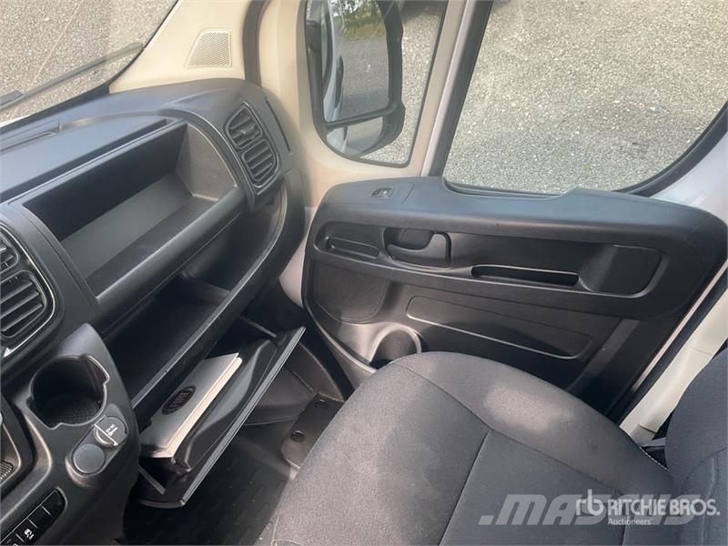 Fiat Ducato 2.2 Mjet 103 KW KA L2H2 Cargo Van (Inoperab Gesloten bedrijfswagens