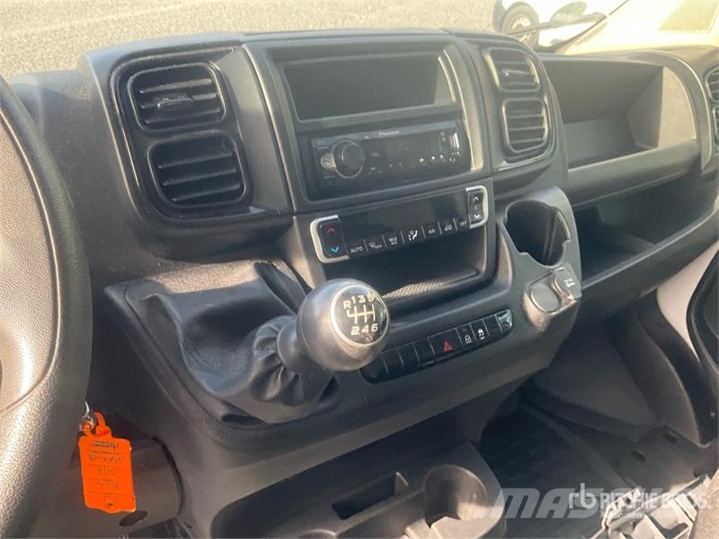 Fiat Ducato 2.2 Mjet 103 KW KA L2H2 Cargo Van Gesloten bedrijfswagens