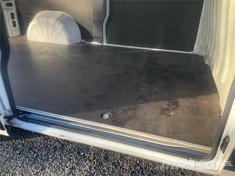 Fiat Ducato 2.2 Mjet 103 KW KA L2H2 Cargo Van (Inoperab Gesloten bedrijfswagens
