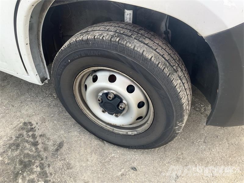 Fiat Ducato 2.2 Mjet 103 KW KA L2H2 Cargo Van (Inoperab Kaubikud